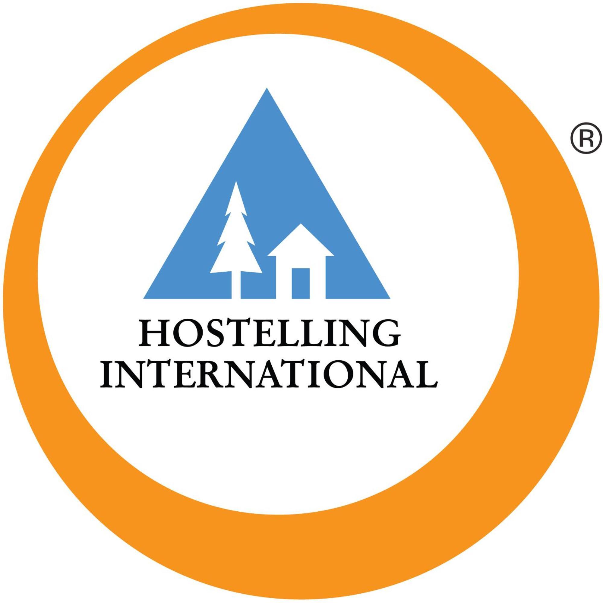 Auberge De Jeunesse Hi แคลร์มงต์-แฟร์รองด์ ภายนอก รูปภาพ